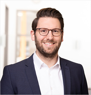 Dr. Dominik Tschinkl